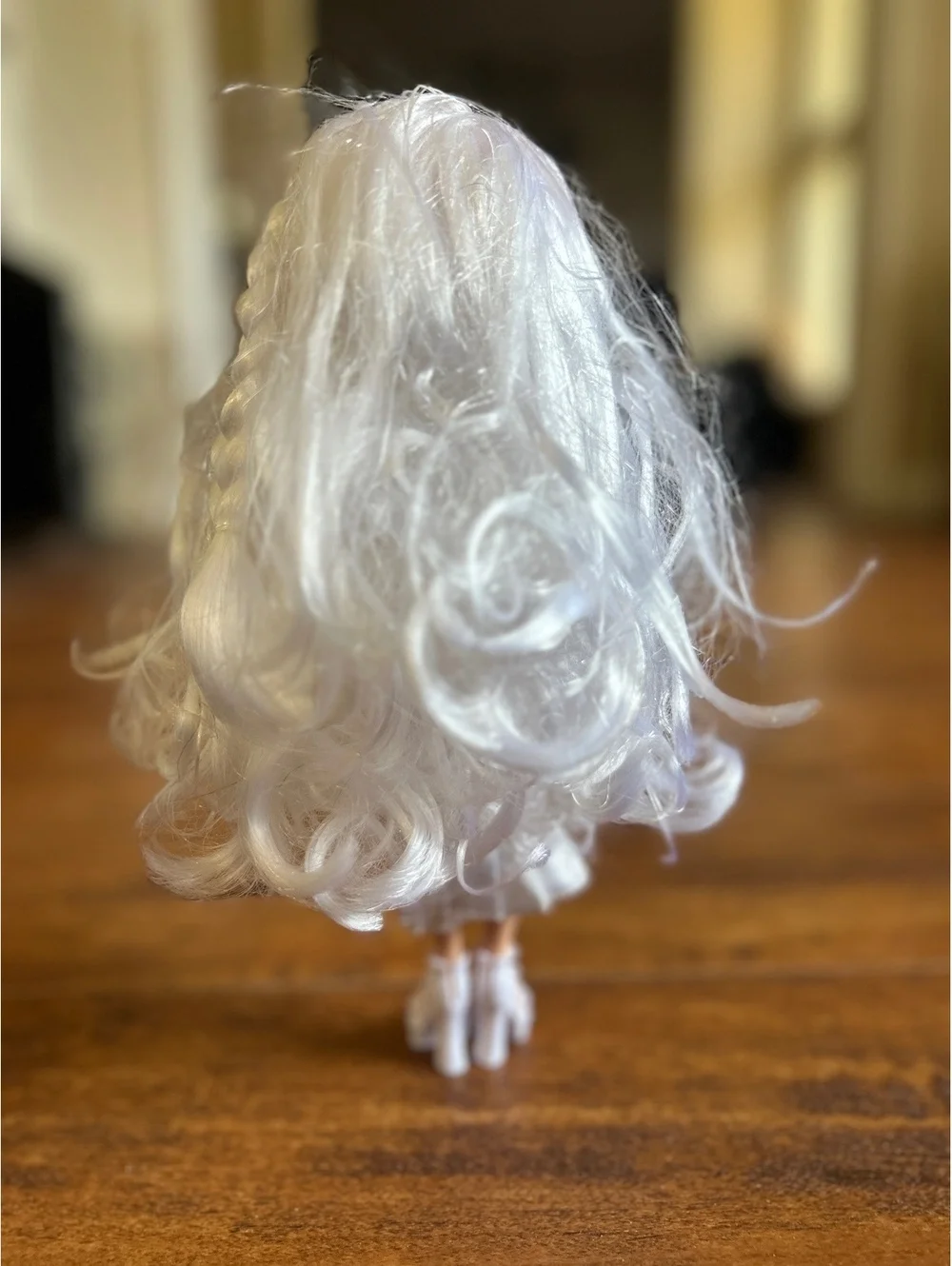 Rainbow High Watercolor & Create Fashion DIY White Fashion Doll